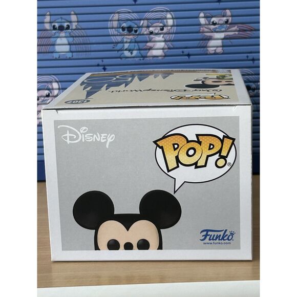 Walt Disney World 50th Anniversary Aloha Mickey Mouse Pop! Vinyl Figure - Picture 5 of 5
